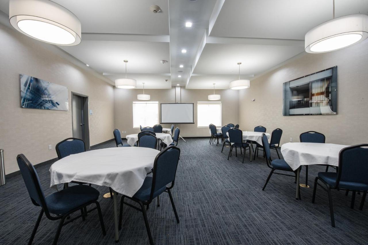 Holiday Inn Express & Suites Houston - Hobby Airport Area By Ihg Экстерьер фото