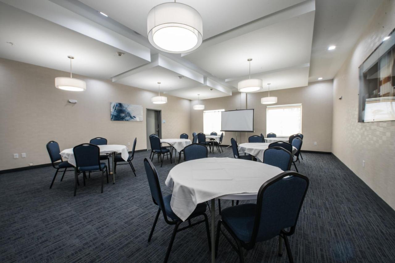 Holiday Inn Express & Suites Houston - Hobby Airport Area By Ihg Экстерьер фото