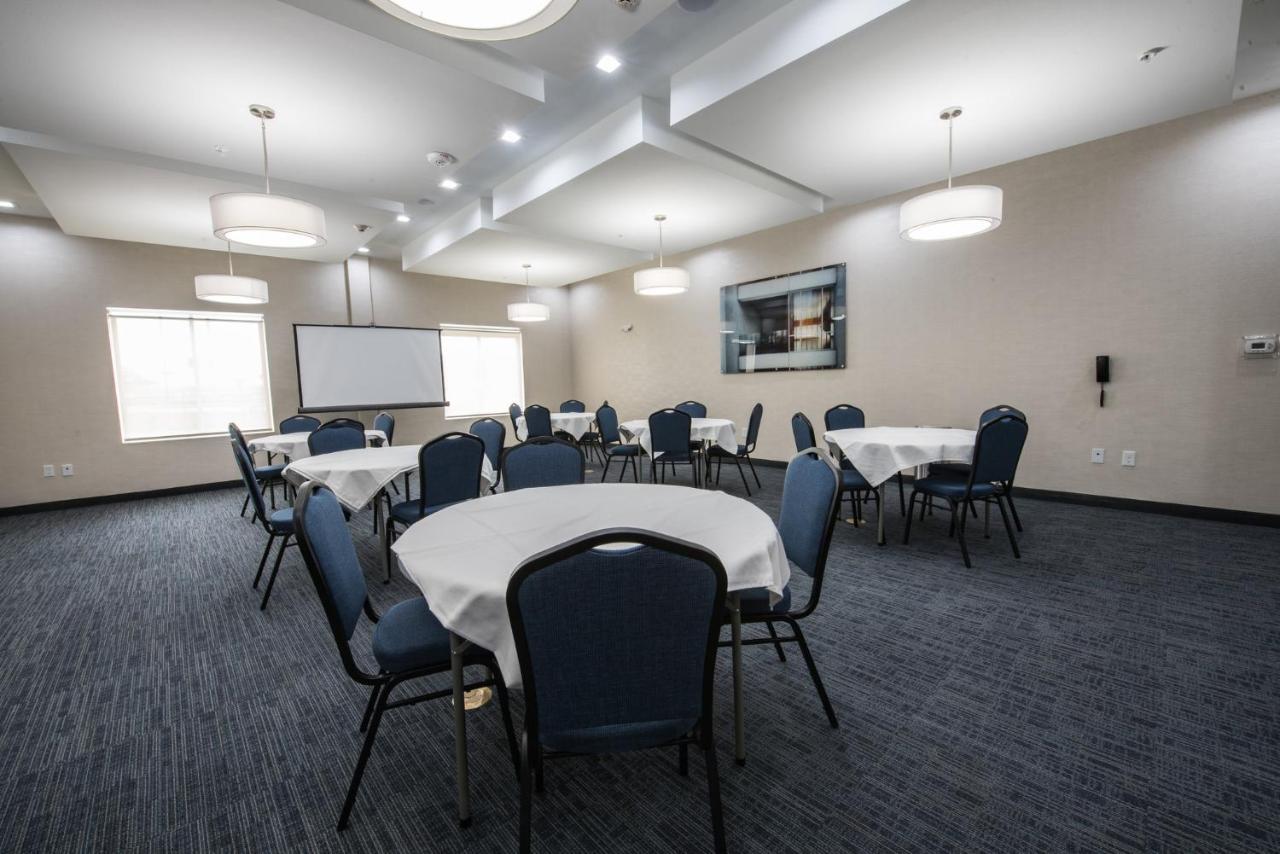 Holiday Inn Express & Suites Houston - Hobby Airport Area By Ihg Экстерьер фото